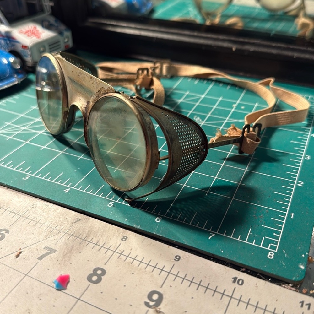 Antique 1918 WW1 Strauss Buegeleisen Aviator Pilot Goggles Motorcycle